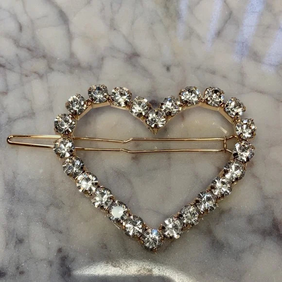NWT Large 2.5” Golden Heart Hair Clips (2) - Picture 3 of 4